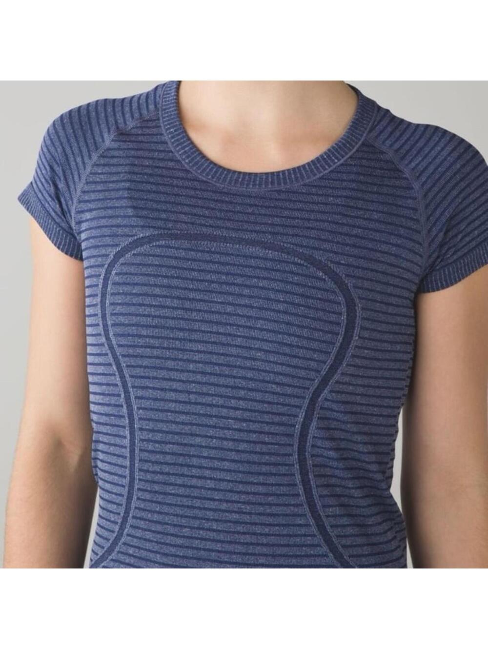 Lululemon Swiftly tee size 8